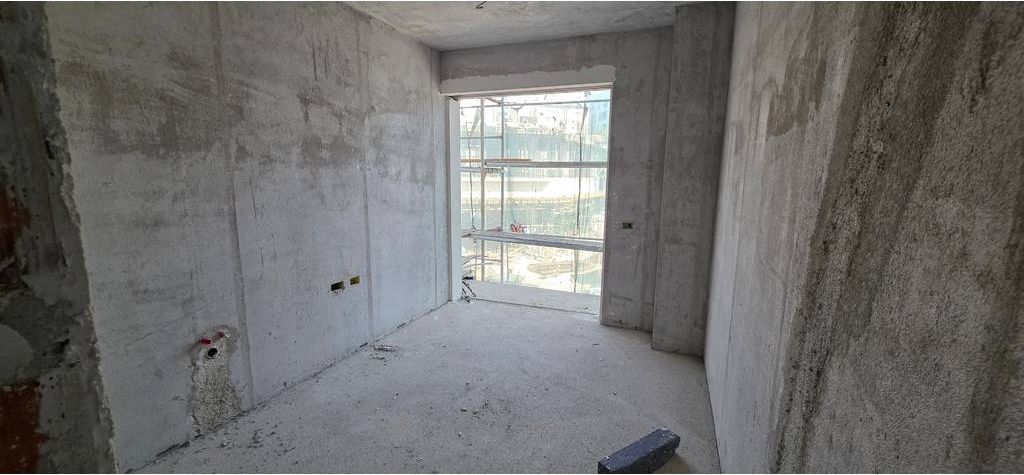 Ali Demi, 9-year School "1 Maji" - Apartment 2+1 for Sale!