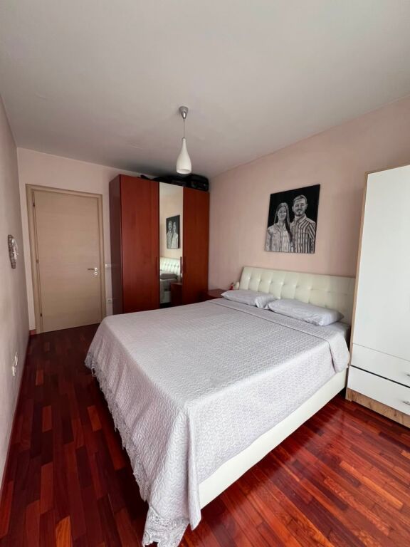 Jepet me qira apartament 1+1