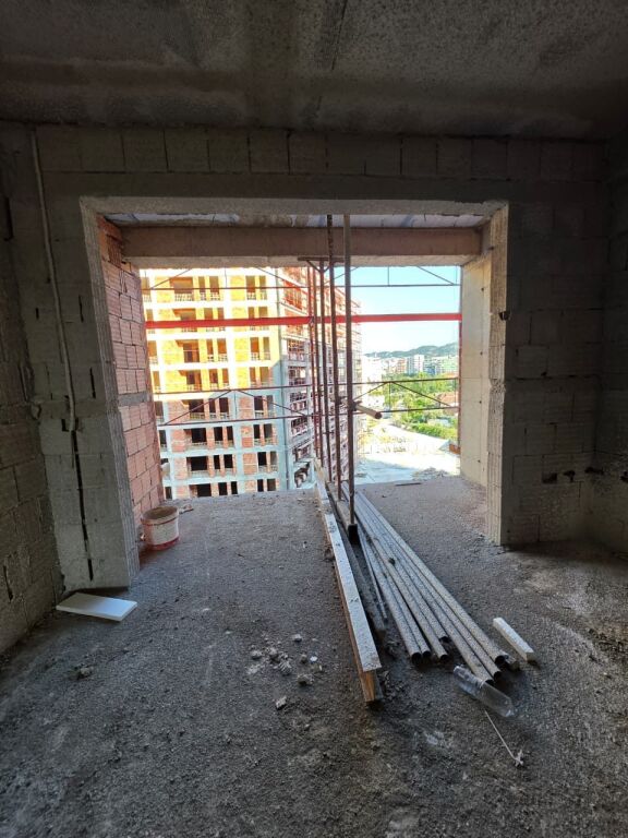 In vendita Ap: ✨️ 2+1+2🚾 1 Balcone 📍Riverside Residence - Di fronte a Deliorgjit (111m²) 🔥 Piano 5, Prezzo: 188K€