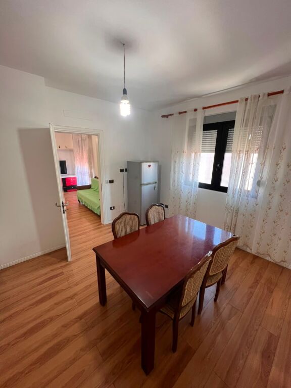 Apartment 3+1 for rent near the school “2 Gjelat”