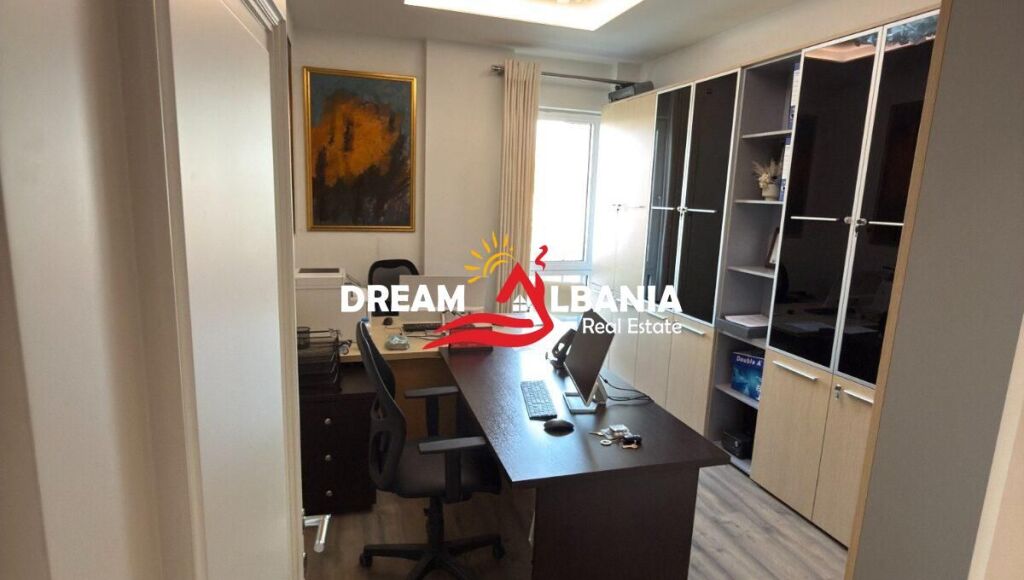 Office for rent 3+1+2 – Former Aviation Field, near Turdiu Palace (id 42611564)