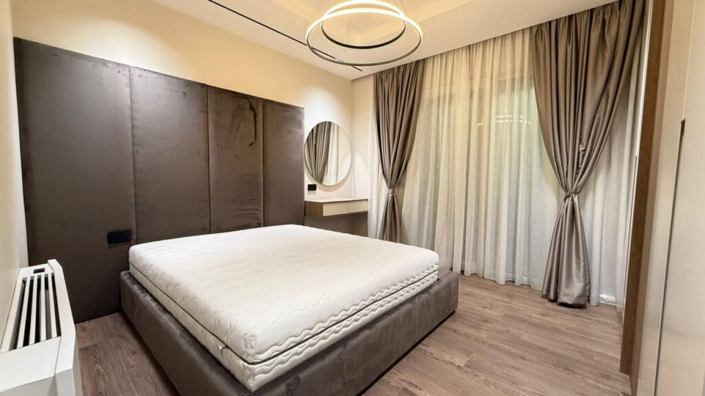 Super Apartament Luksoz 2+1 me Qira – Liqeni i Tiranës!