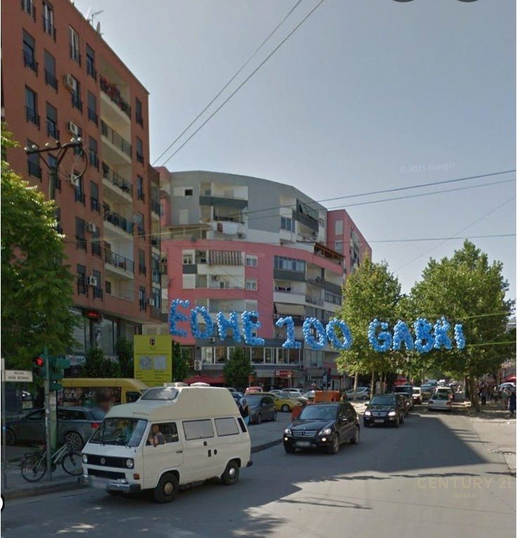 Locale Commerciale in Vendita due Negozi Via DON BOSKO 333,000 €