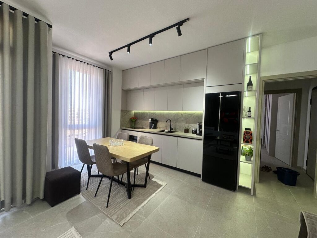 🏠 Jepet Apartament me Qira