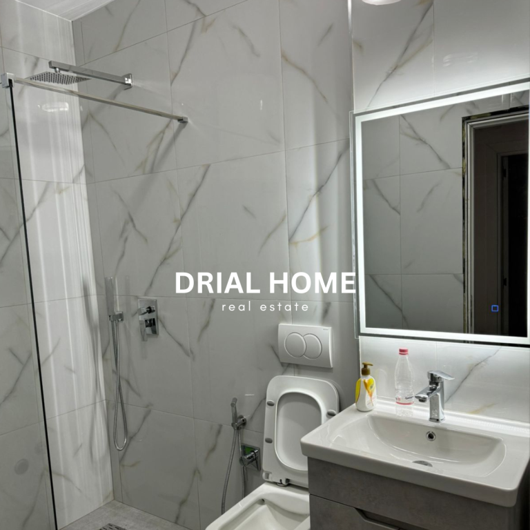 APPARTAMENTO IN AFFITTO 2+1+2+balcone