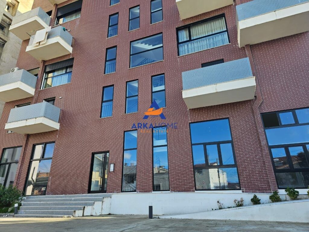 BUSINESS UNIT FOR SALE 52M2 "AT JORDAN MISJA STREET" 156,000 EURO