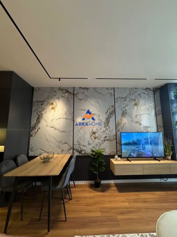 AFFITTASI APPARTAMENTO 1+1 + BALCONE "VIA JORDAN MISJA, NUOVO BOULEVARD" 800 EURO