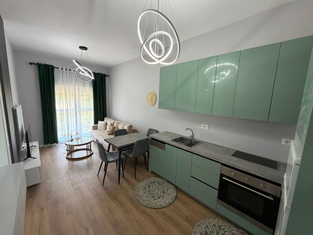 🏡Jepet me qera apartament 1+1 + Parkim