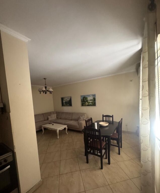 Apartment 2+1, Don Bosko!