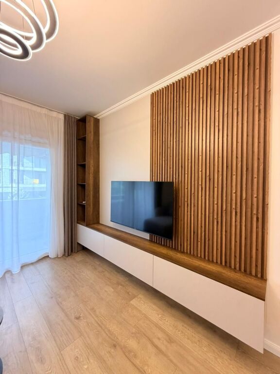 Apartament 1+1 per qera tek komuna e Parisit