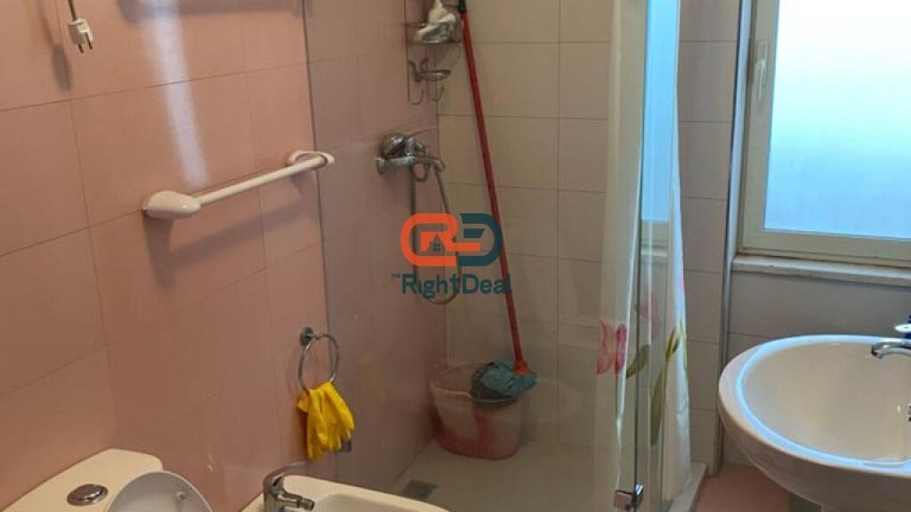 A Durazzo, Appartamento 2+1+3 Balconi in Vendita, Con Pianta Regolare e Vista Libera Sul Mare!!!