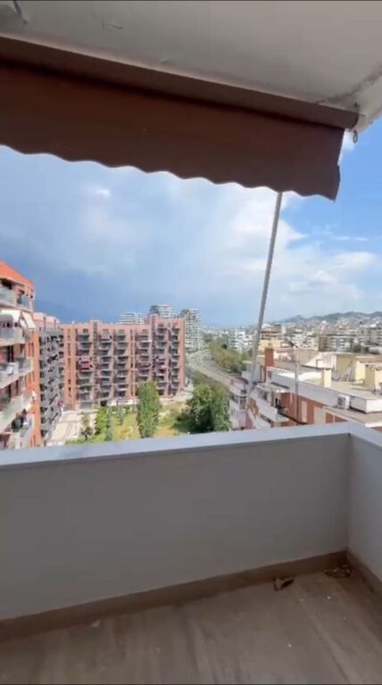Shitet, Apartament 2+1+2+ Depo, Rruga Bill Klinton, Tirane