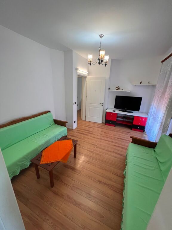 Apartment 3+1 for rent near the school “2 Gjelat”