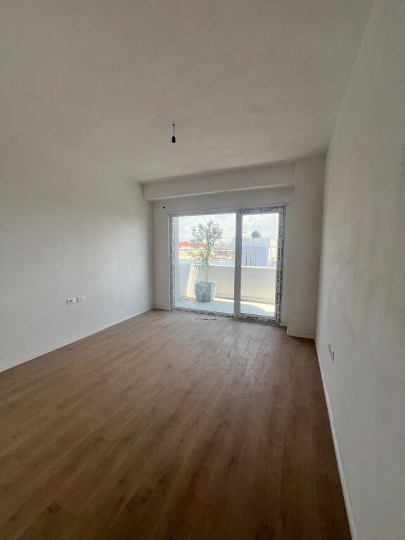 FOR SALE APARTMENT OPPORTUNITY 2+1+2 IN KAMEZ