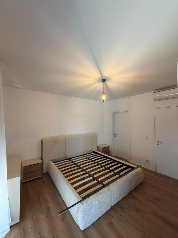 APARTAMENT 2+1+2 TEK AKSES TIRANA