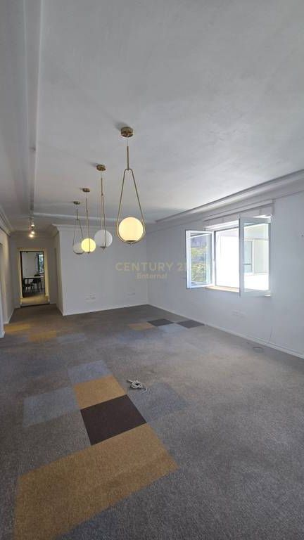 Commercial Space for Rent on Durres Street
