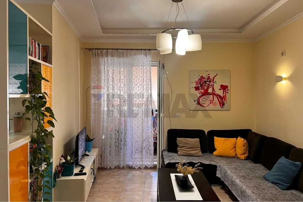 Apartament 2+1 ne shitje te kontakti
