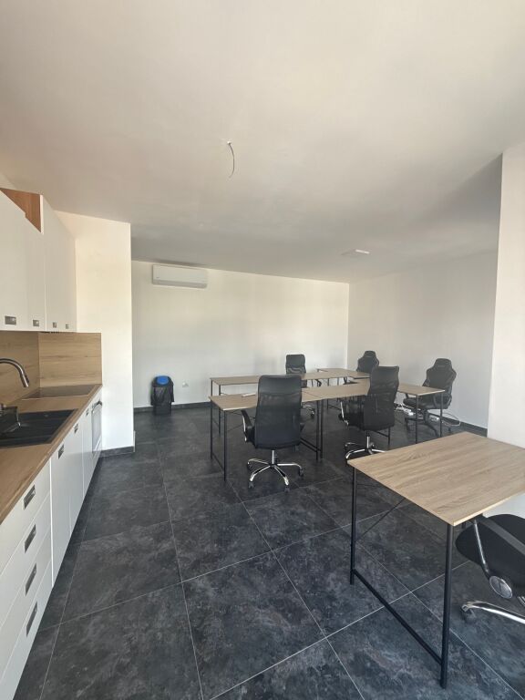 Apartment 2+1+2 for Rent – Suitable for Offices or Residence