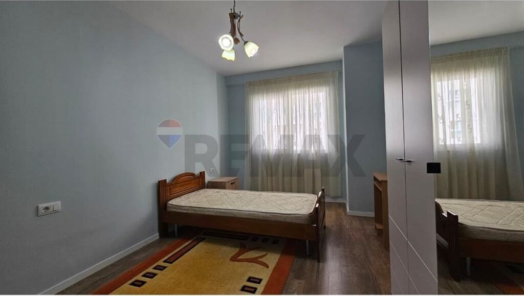 Jepet apartament me qira 1+1 ne Laprak.
