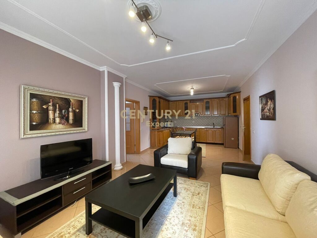 Apartament 2+1+2 me Qira në Libri Universitar, Tiranë!