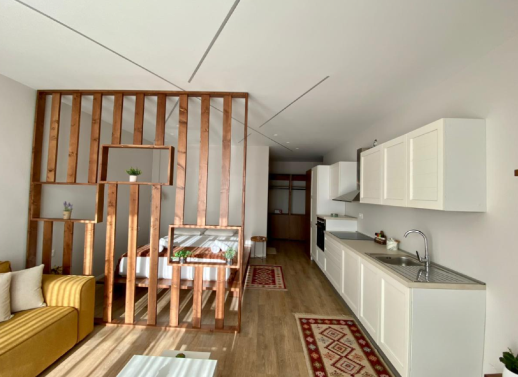 Jepet me Qira Apartament Studio , Arlis, Farmacia 10
