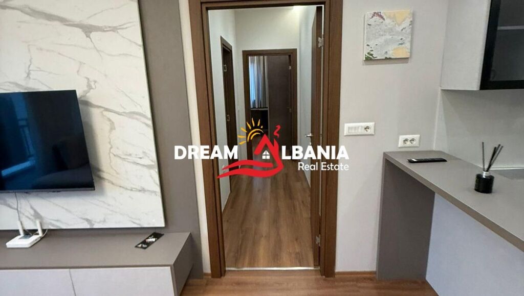 Jepet Apartament 2+1+2 me qera Tek Kompleks Arlis, Farmacia 10 (42215598)