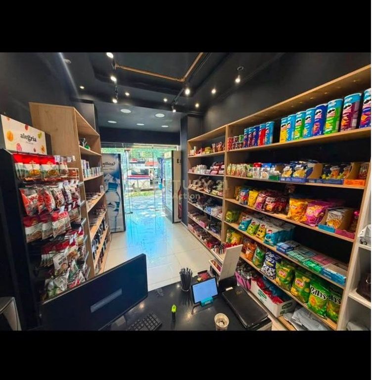 Vendita Attività Tabaccheria – 21 Dhjetori, Via Principale