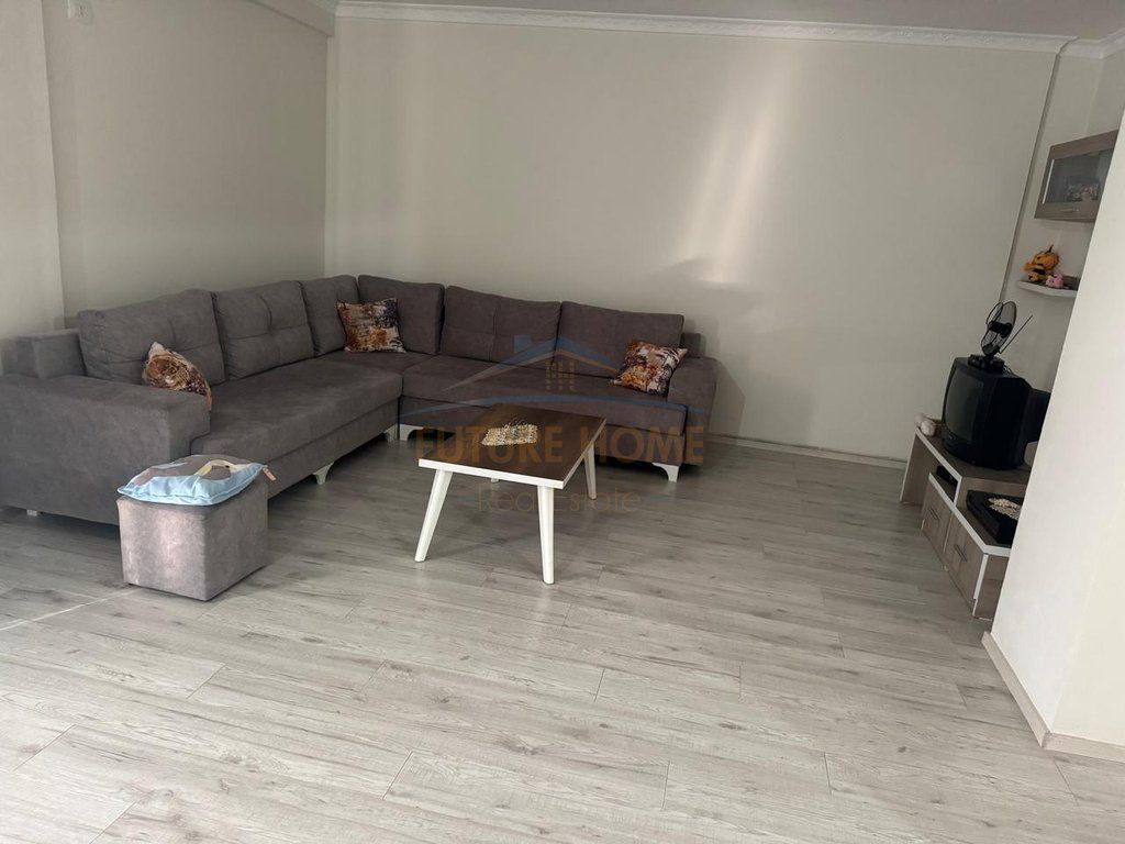 Qera, Apartament 3+1+2, Fresk, Tiranë