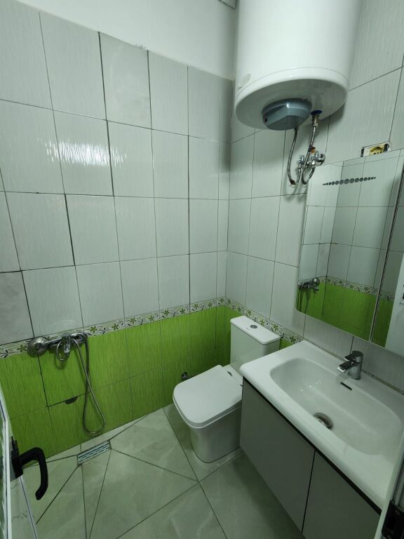 Apartament 1+1 i mobiluar në Plazh, Durrës!