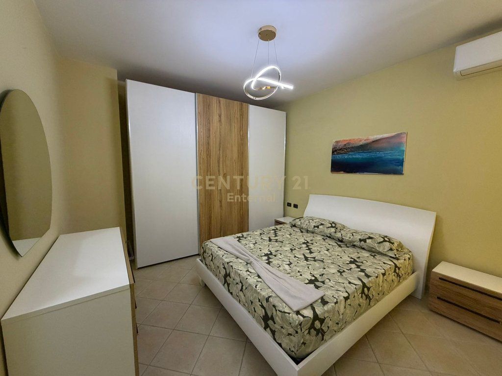 Apartament 2+1+2 me Qira te Rruga e Barrikadave, pranë Prokurorisë!