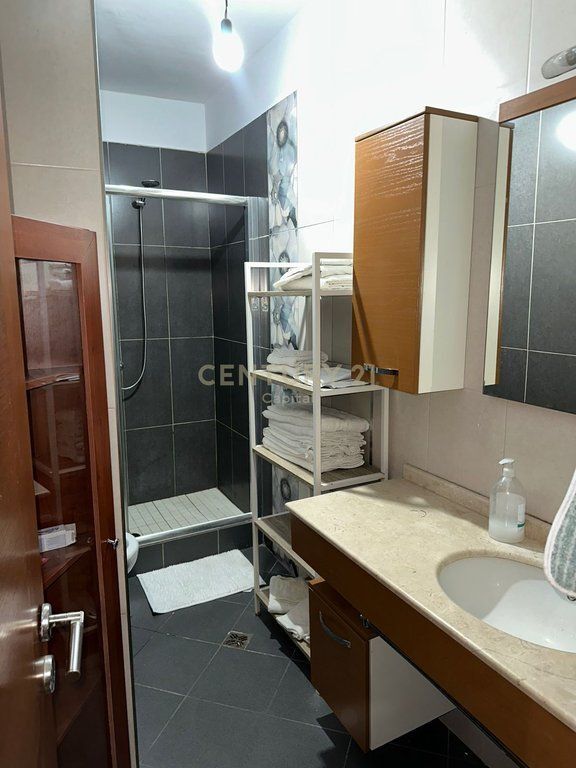 Apartament 2+1 per shitje ne Astir