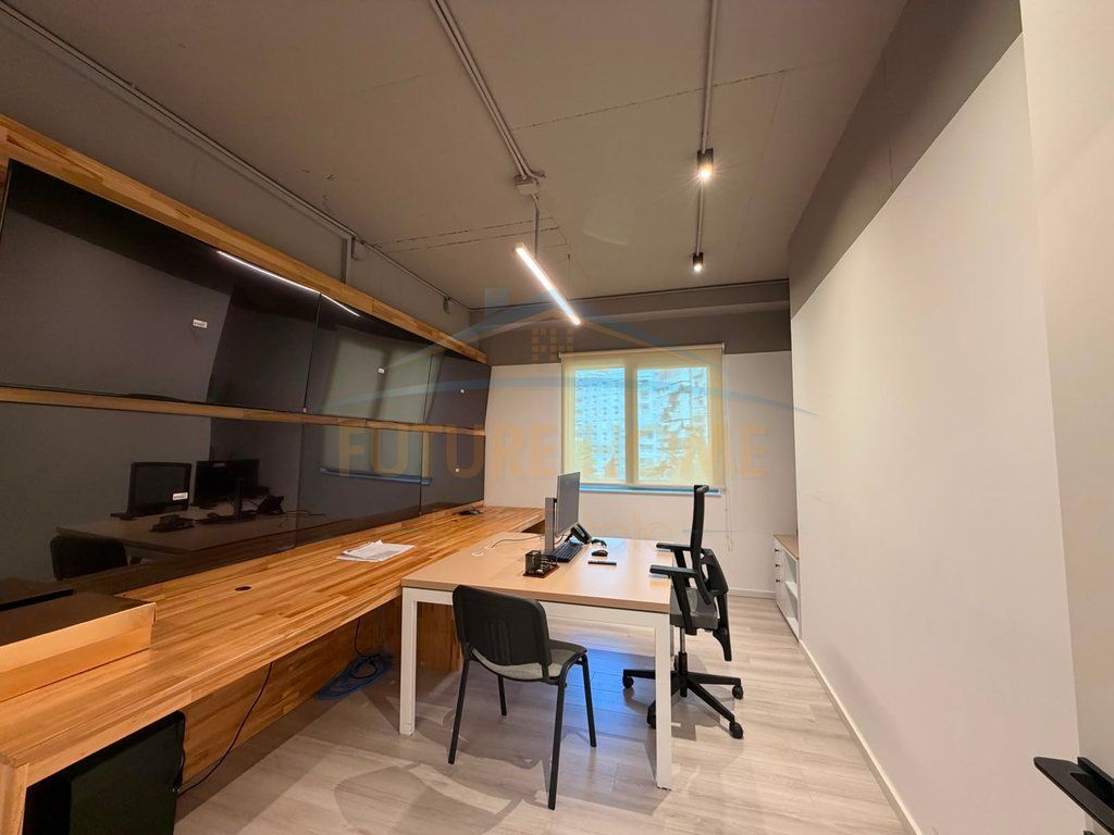 Rent, Business Premises, Lion Park 1, Elbasanit Street.