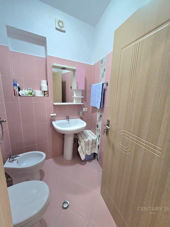 Appartamento 2+1+2 in vendita a Zogu I Zi
