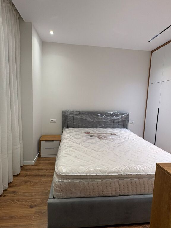 APARTAMENT ME QERA 1+1