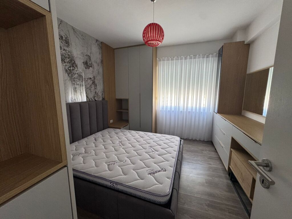 Apartament 2+1 per qera Kompleksi Kontakt 21 Dhjetori !