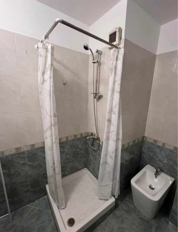 Apartment 1+1 for rent at the Commune Underpass!