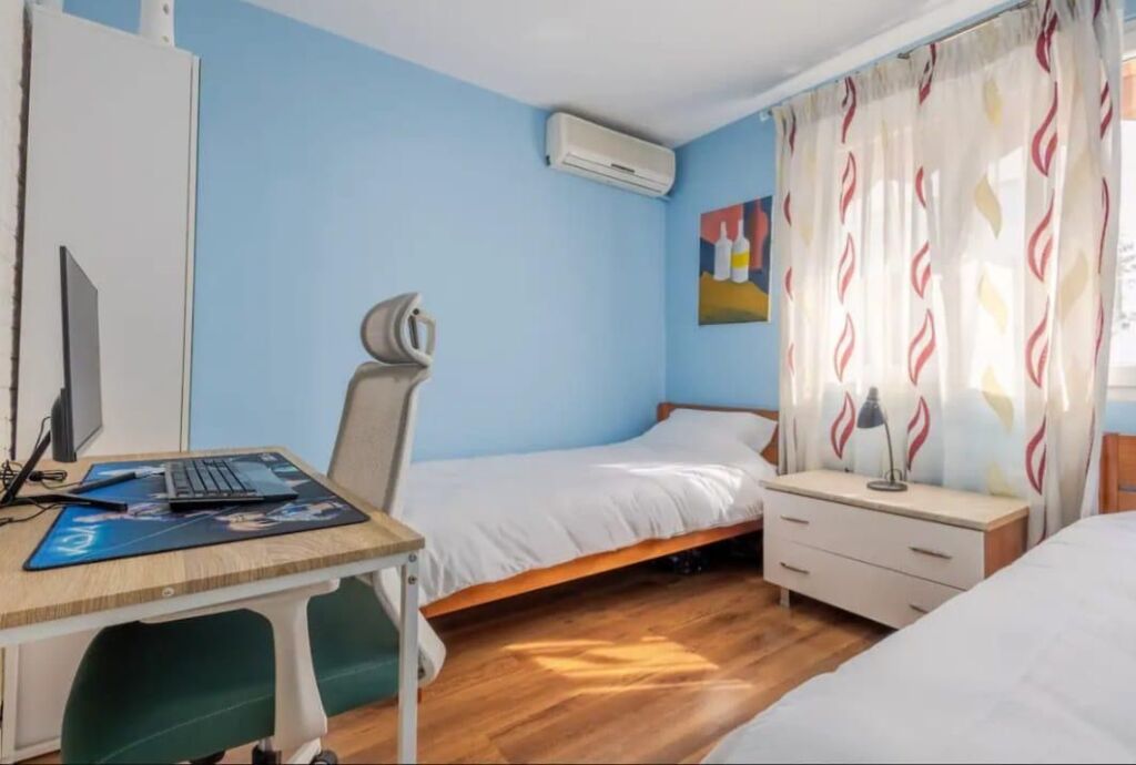 2+1 Apartment for rent Bllok, Faculty of Law!