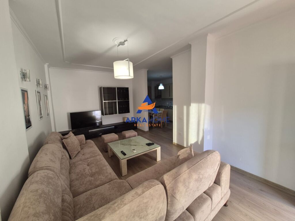 APPARTAMENTO IN AFFITTO 1+1+BALCONE "MINISTERO DELLA GIUSTIZIA, VIALONE ZOGU I PARË" 1000 EURO