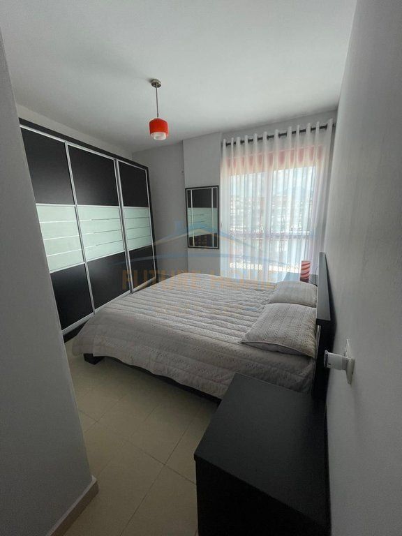 For sale, Apartment 2+1+2, Zogu i Zi, Tirana.