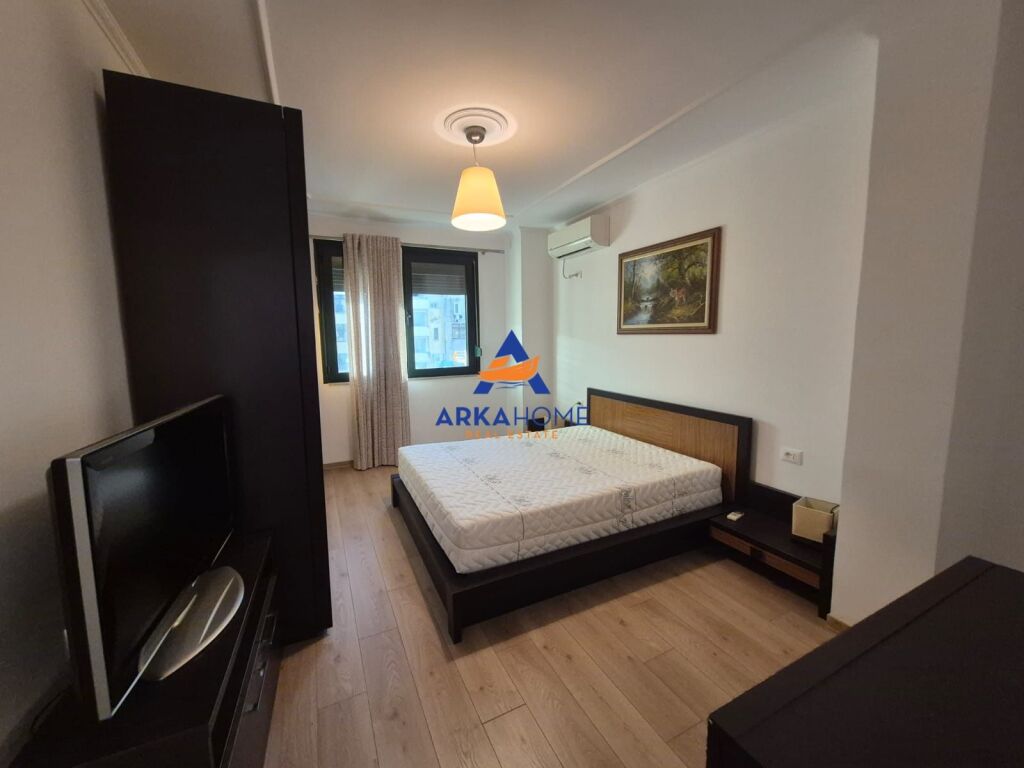 APPARTAMENTO IN AFFITTO 1+1+BALCONE "MINISTERO DELLA GIUSTIZIA, VIALONE ZOGU I PARË" 1000 EURO