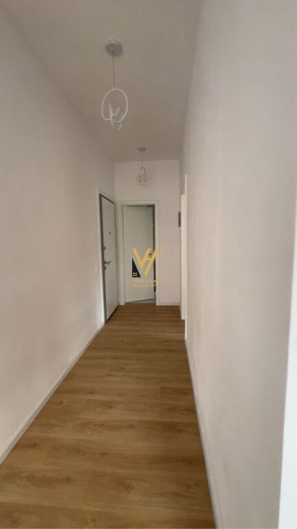 JEPET APARTAMENT 1+1+BLK ME QERA TE KAIMI, ALI DEM 55.000 LEKE