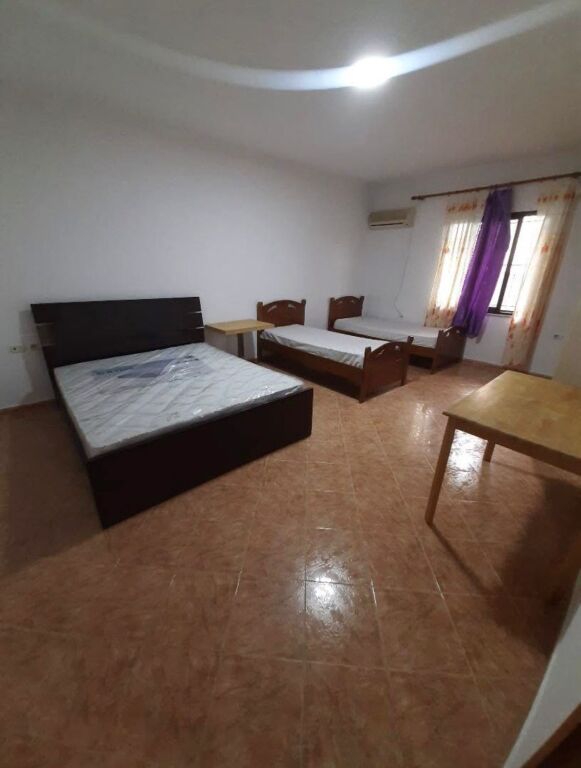 Rent | Shtëpi private 1 + 1 | Rruga 5 Maji | 400 €/month