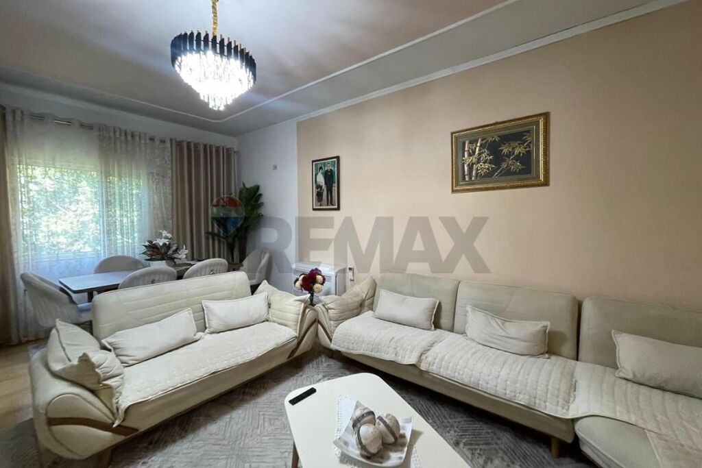 Casa privata in affitto in Via Ali Demi