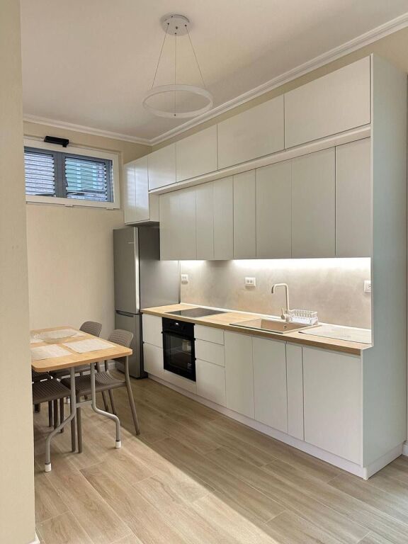 Jepet me qera apartament 1+1 Oxhaku