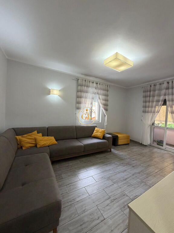 🏡 APPARTAMENTO IN AFFITTO 2+1 – Boulevard, Durazzo