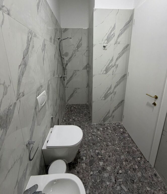 JEPET ME QIRA APARTAMENT 2+1+2 NË DELIJORGJI
