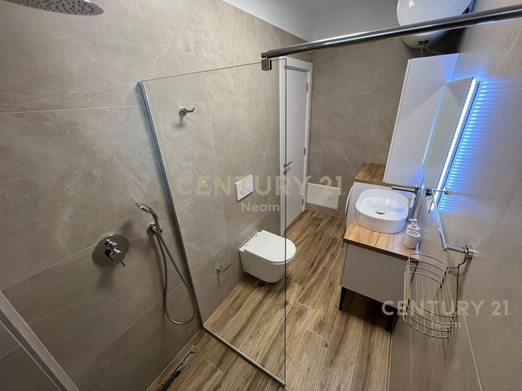 Apartament 2+1 Me Qira në Unazën e Re, Tiranë - 680€ | 80 m² 680 € /Muaj