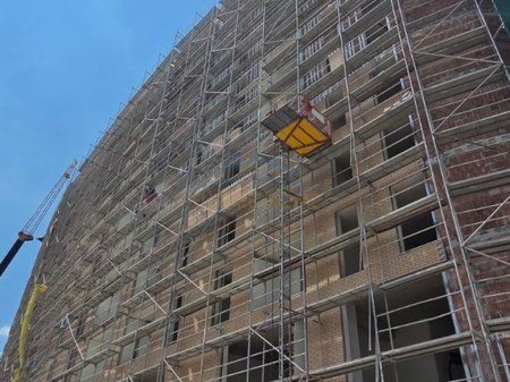 For sale, 2+1 Apartment + 2 Parking Spaces, "Pasho Hysa" Street, Electric Market, Tirana.
