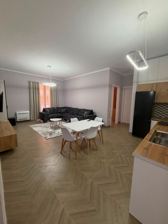 Apartament 1+1 plus Post Parkimi tek Delijorgji