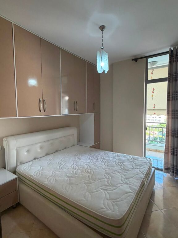 Apartament 1+1 afer vila L per 400€